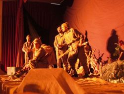 Çanakkale Tiyatrosu Serhat Kolejinde Sahnelendi