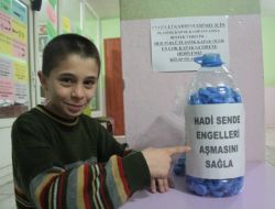 Okuma Salonu Öğrencileri, Küçük Kadir İçin Mavi Kapak Topluyor