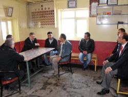 Vali Kahraman'dan Minibüsçülere Ziyaret