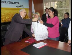 Kadın Çiftçiler Yarışıyor'un Manisa Birincisi Arzu Akarsu Oldu