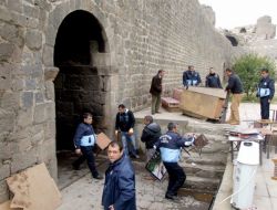 Diyarbakır’ın Tarihi Burçları İşgalcilerden Temizlendi