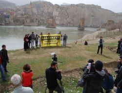 Doğa Derneği Üyeleri Dünya Nehirler Günü'nü Hasankeyf’te Kutladı