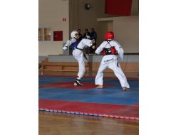 Burç Öğrencileri Tekvando Müsabakalarında 4 Madalya Kazandı