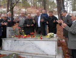 Esendemir: Genç Gazeteciler Çoban Yurtçu’yu Örnek Almalı