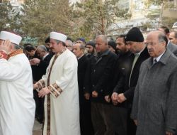 Çadır Yangınında Ölen İşçi Toprağa Verildi