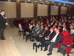 Dr. Kalkınç: Çocuklarınızın Başarısı İçin Onlarla Her Gün İlgilenin