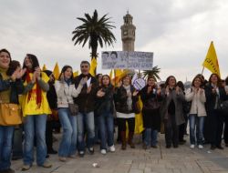 4 + 4 + 4 SİSTEMİ PROTESTO EDİLDİ