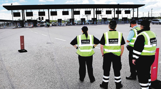 'Türklere Vize Yasa Dışı'