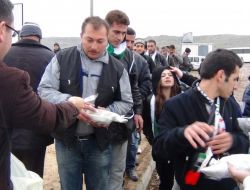 Özgür Suriye Kafilesi Kilis'e Kamp Kurdu