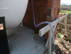 Tarlaya Döşedikleri 400 Metre Uzunluğundaki Hortumla 5 Ton Mazotu Çaldılar