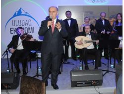 Vali Harput’tan Uludağ’ı Isıtan Şarkı Sürprizi