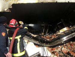 Mobilya Fabrikasındaki Yangın 4 Saatte Kontrol Altına Alınabildi.