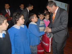 Turhal’da 2 Bin 730 Öğrenciye Giyim Yardımı