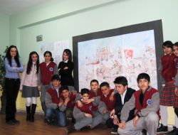 Yüksekovda Öğrenciler Çanakkale Destanını Çizdi