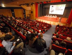 Prof. Dr. Hasan Akay: Akif, Değerlerin Şairiydi