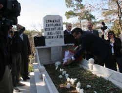 Çanakkale Kahramanlarından Koca Seyit Mezarı Başında Anıldı