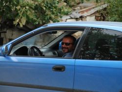 Motosikletiyle Bariyerlere Çarparak Hayatını Kaybetti