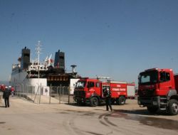 Mudanya'daki Gemi Yangını Korkuttu