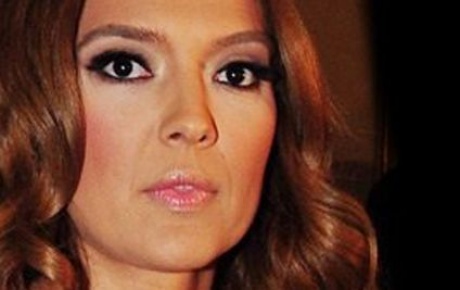 Demet Akalın'a kanser şoku