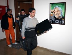 Müjdat Gezen Sanat Merkezi’ne Haciz Şoku