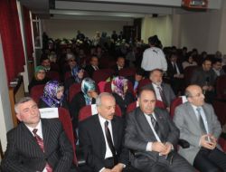 Müftü Çanakkale Kahramanları İçin Yazılmış Türküleri Söyledi