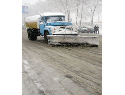 Tacikistan'da Yoğun Kar Yağışı Etkili