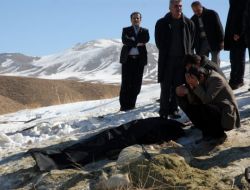 Başkale’de Minibüs Devrildi: 1 Ölü, 2 Yaralı