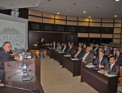 Başkan Güzelbey: Esnaf İçin Cazibe Merkezleri Oluşturuyoruz