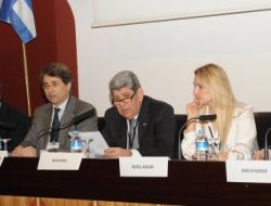 Yunanistan Adalarına Türkiye’de Müşteri Arıyor