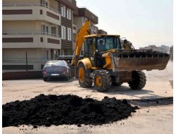 Kocaeli'de, Yol Ve Kaldırımlarda Onarma Çalışmaları Başladı