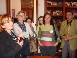 Karacaoğlan Edebiyat Müze Kütüphanesi Yabancı Misafirlerini Ağırladı