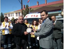 Hayırsever İşadamından Sarıkamış Devlet Hastanesi'ne Ambulans Bağışı