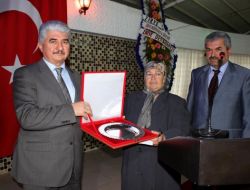 Ulu Çınar Ödülü Merhum Musa Kazım Arıkan Adına Verildi