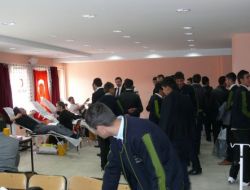 İmam Hatip Lisesi Öğrencileri 50 Ünite Kan Verdi