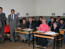 Halk Eğitim Merkezi, Özürlüleri Memurluk Sınavına Hazırlıyor