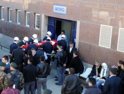 Şehit Polislerin Cenazeleri Diyarbakır’a Getirildi