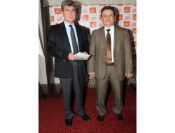 Denizli’de Uluslararası Dünya Şiir Günü Etkinliği Düzenlenecek