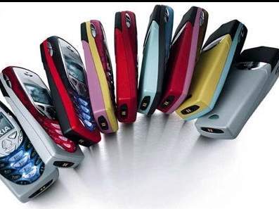 Cep Telefonu Baz İstasyonundan da Tehlikeli