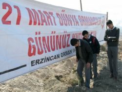 Yeşil Bir Doğa İçin Fidanlar Toprakla Buluşuyor