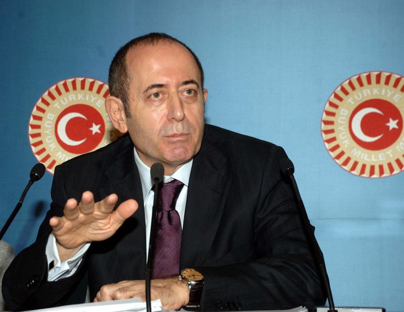 CHP'den 4+4+4 Tepkisi