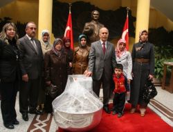 Köylü Kadınlar İstedi, Valilik Hamur Makinesi Aldı