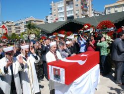 Şehit Cihat Akkaya İzmir’de Tekbirlerle Uğurlandı