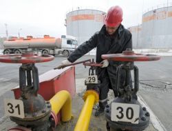 Rus Petrol Şirketleri Rekor Kırdı; 2011’de 45 Milyar Dolar Kar Elde Etti