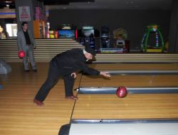 Dedeler Ve Ninelerin Bowling Heyecanı