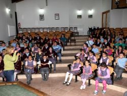 Bir Bardak Süt İçin 200 Litre Su Harcanıyor