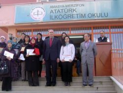 Atatürk İlköğretim Okulu'nda Veliler Arası Resim Yarışması Düzenlendi