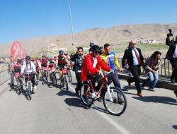 Bakan Şimşek Kardeşlik İçin Pedal Çevirdi