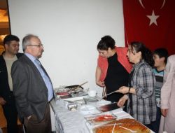 Lübnan’da Diplomat Eşlerinden Yardım Kermesi