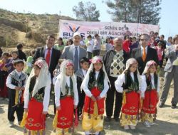 Burç Öğrencilerinin De Bir Dikili Ağacı Oldu