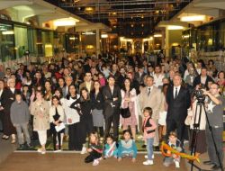 Belçikalı Çocuklar, Vanlı Çocuklar İçin Boyadı